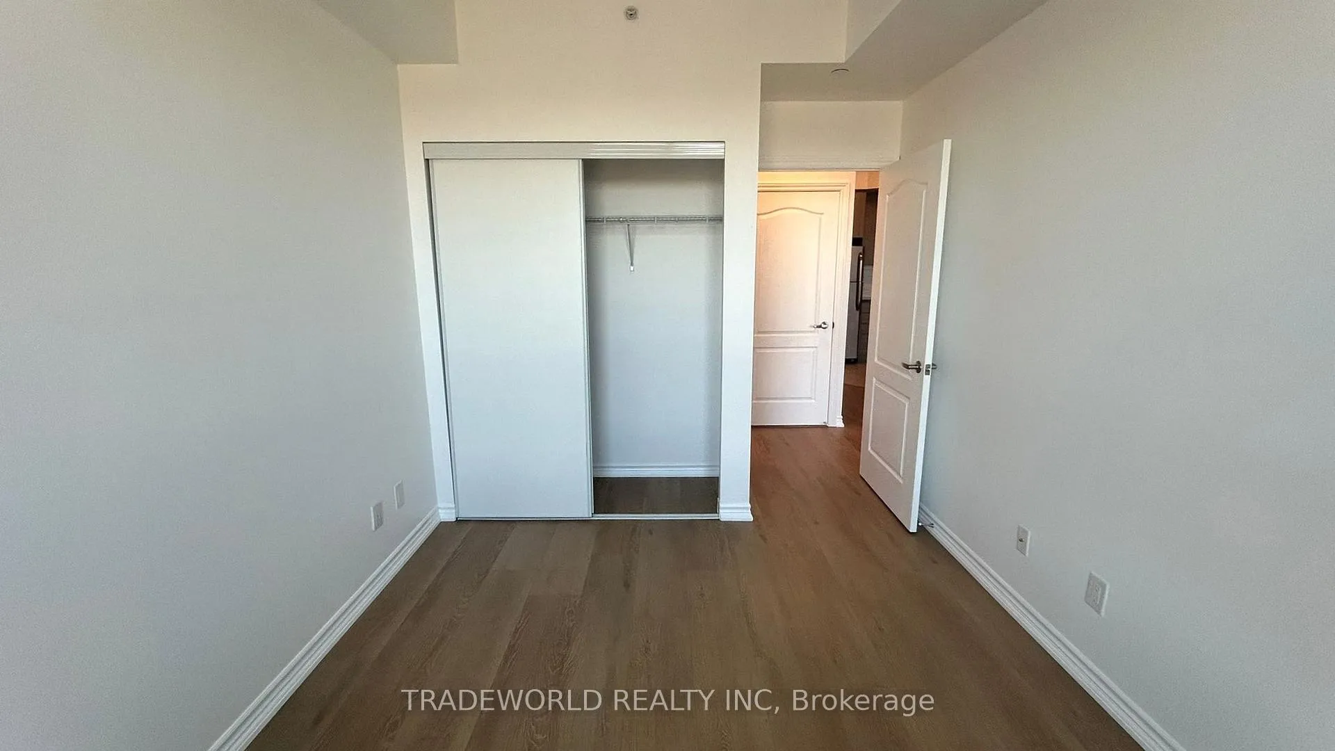 Photo 10 of Unit 719, 8323 Kennedy Road, Markham, Village Green-South Unionville — HOMEH