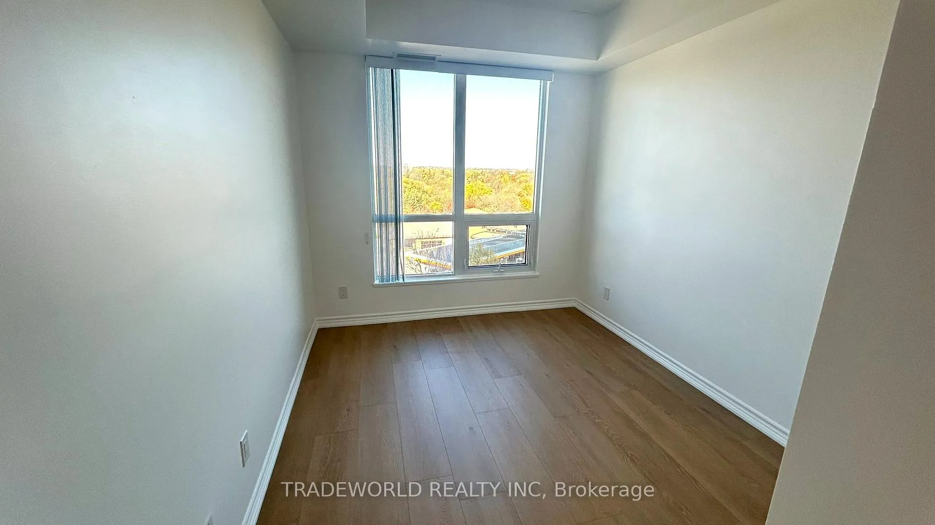 Photo 11 of Unit 719, 8323 Kennedy Road, Markham, Village Green-South Unionville — HOMEH