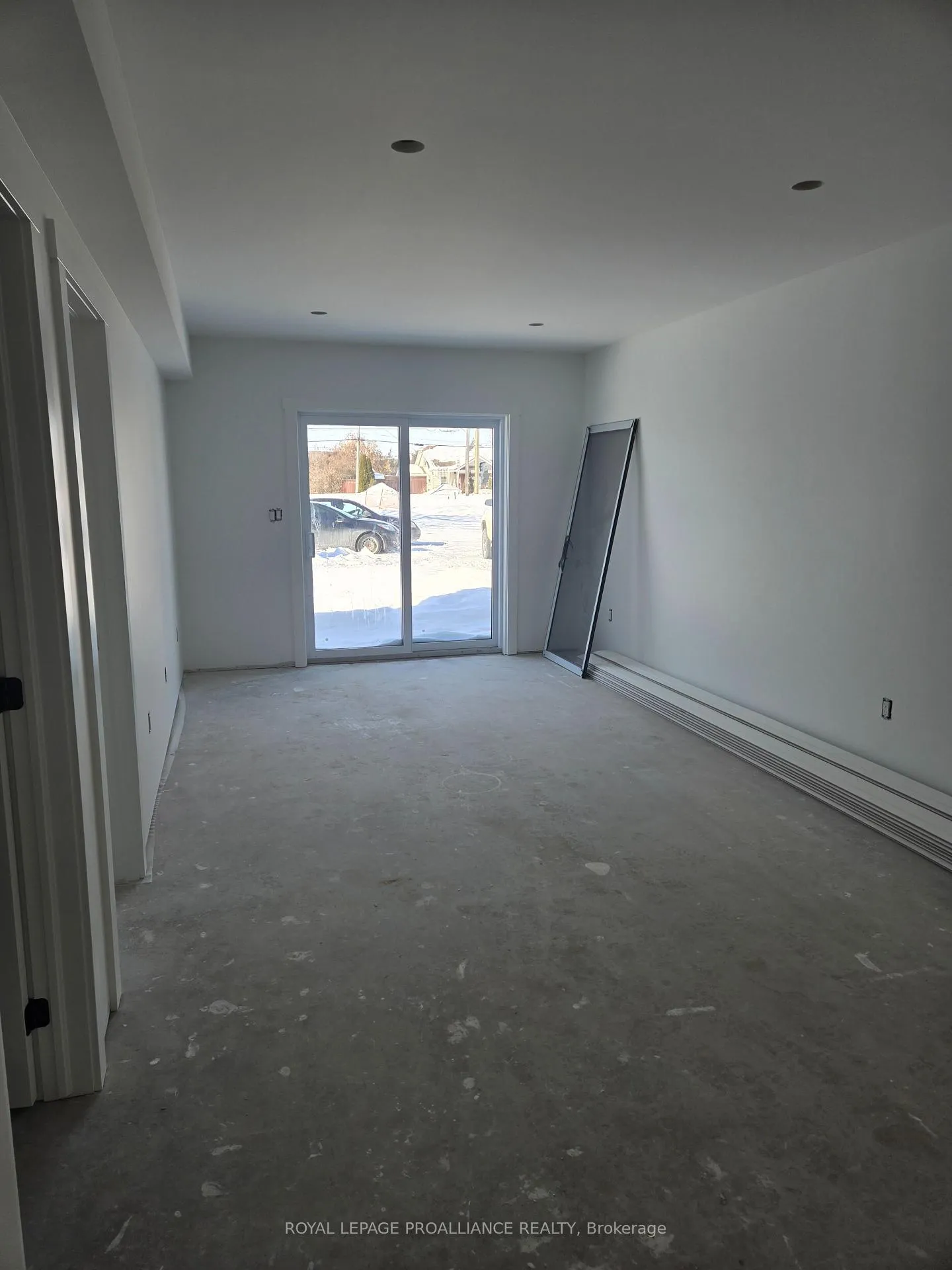 Photo 13 of Unit 3, 92 Lywood Street, Belleville, Thurlow Ward — HOMEH