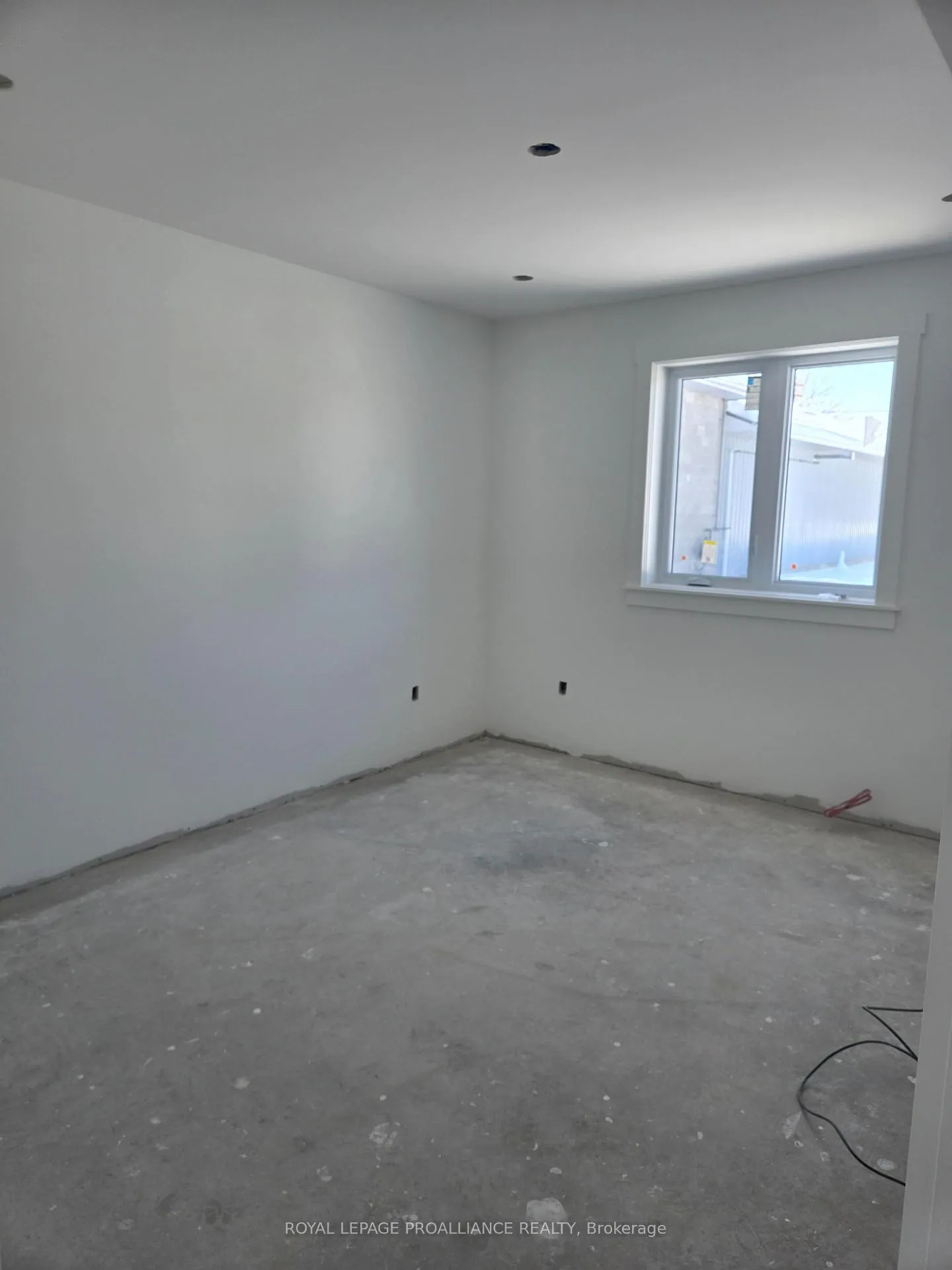 Photo 15 of Unit 3, 92 Lywood Street, Belleville, Thurlow Ward — HOMEH