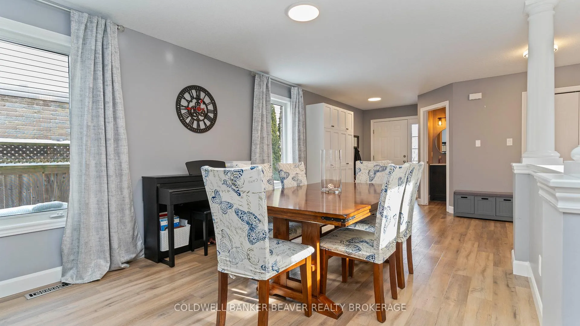 Photo 6 of 3234 Meadowgate Boulevard, London, South U — HOMEH