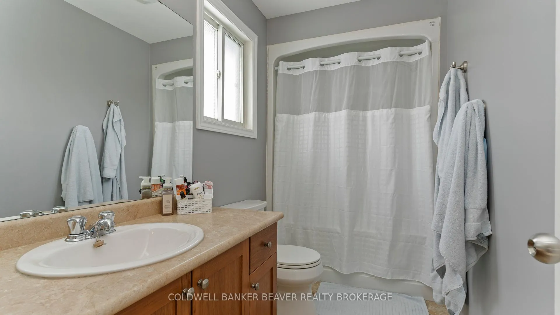 Photo 27 of 3234 Meadowgate Boulevard, London, South U — HOMEH