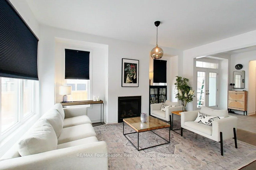 Photo 2 of 35 Kirby Avenue, Collingwood — HOMEH