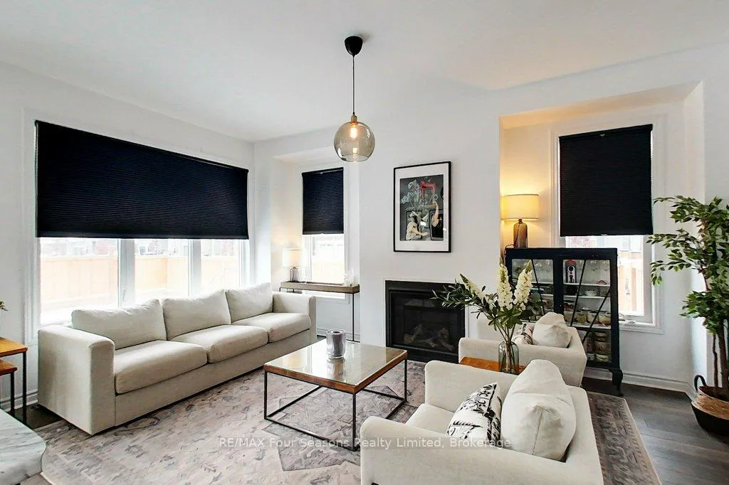 Photo 6 of 35 Kirby Avenue, Collingwood — HOMEH