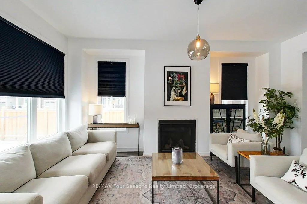 Photo 17 of 35 Kirby Avenue, Collingwood — HOMEH