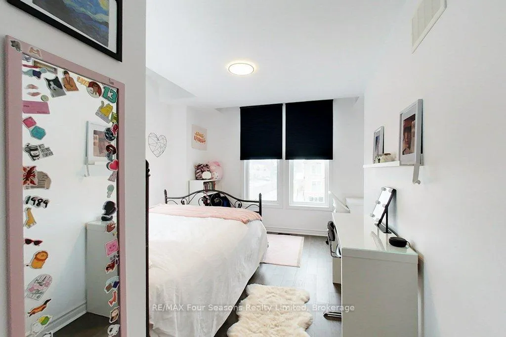 Photo 25 of 35 Kirby Avenue, Collingwood — HOMEH