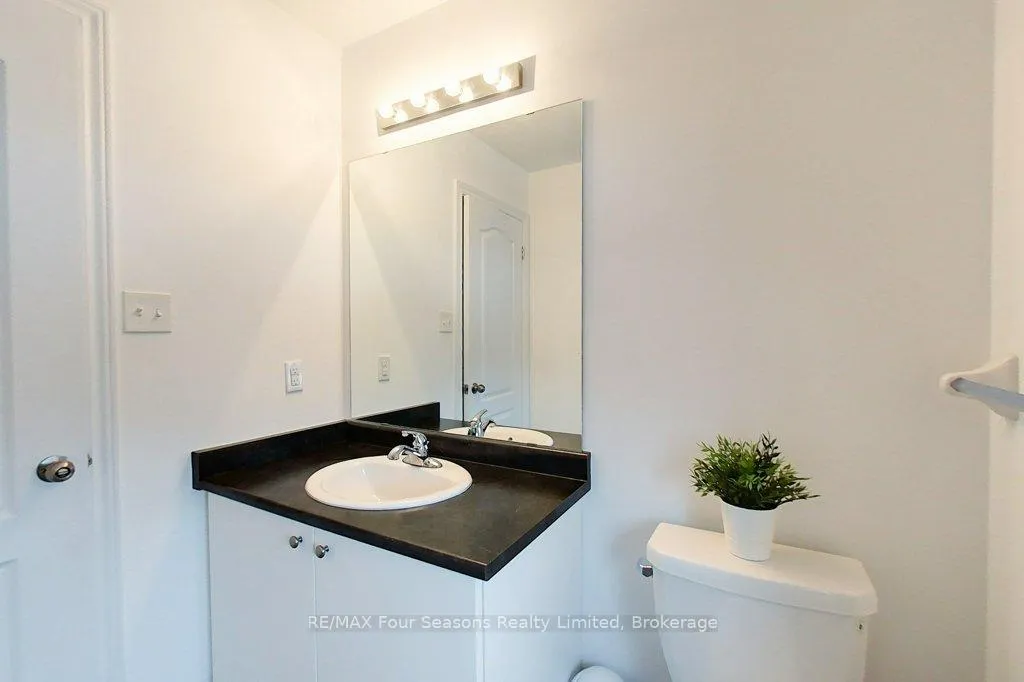 Photo 29 of 35 Kirby Avenue, Collingwood — HOMEH