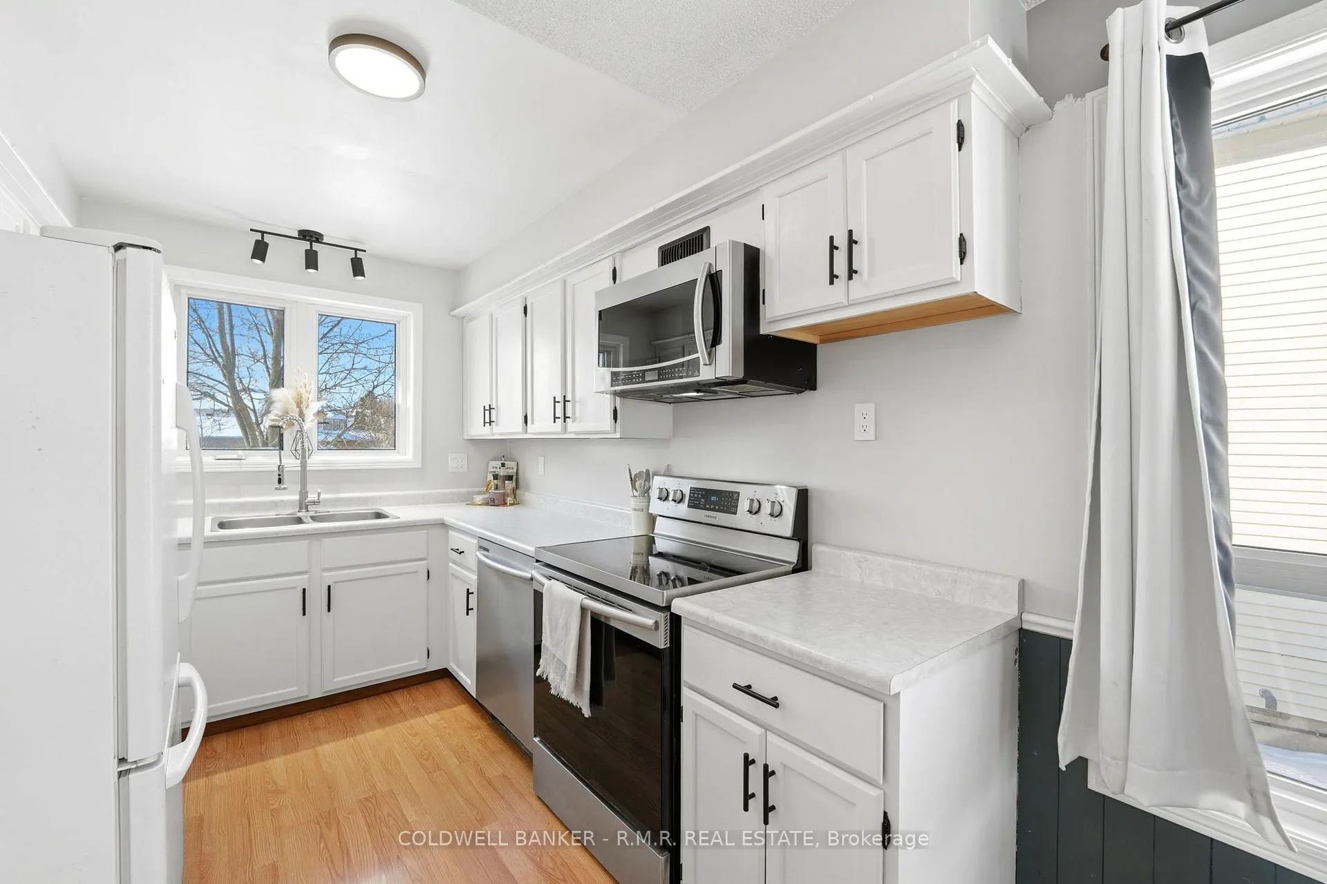 Photo 11 of 135 Sutherland Crescent, Cobourg — HOMEH