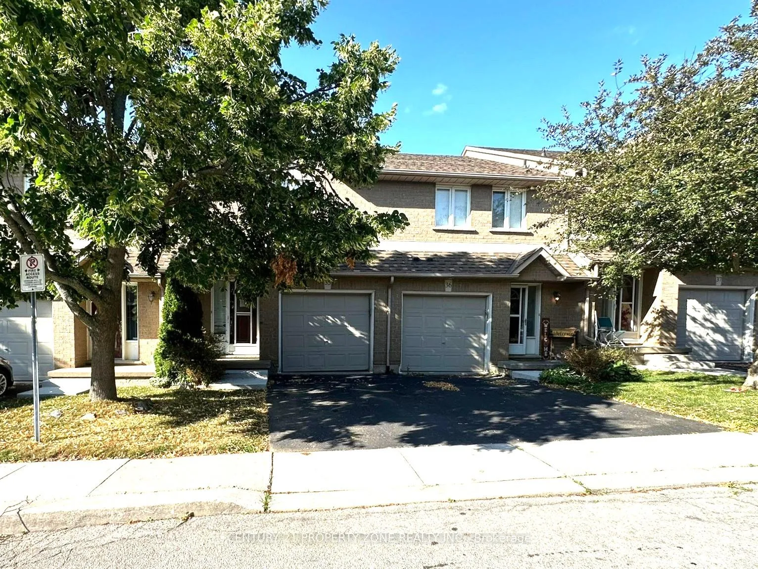 Photo 2 of Unit 35, 1889 Upper Wentworth Street, Hamilton, Allison — HOMEH