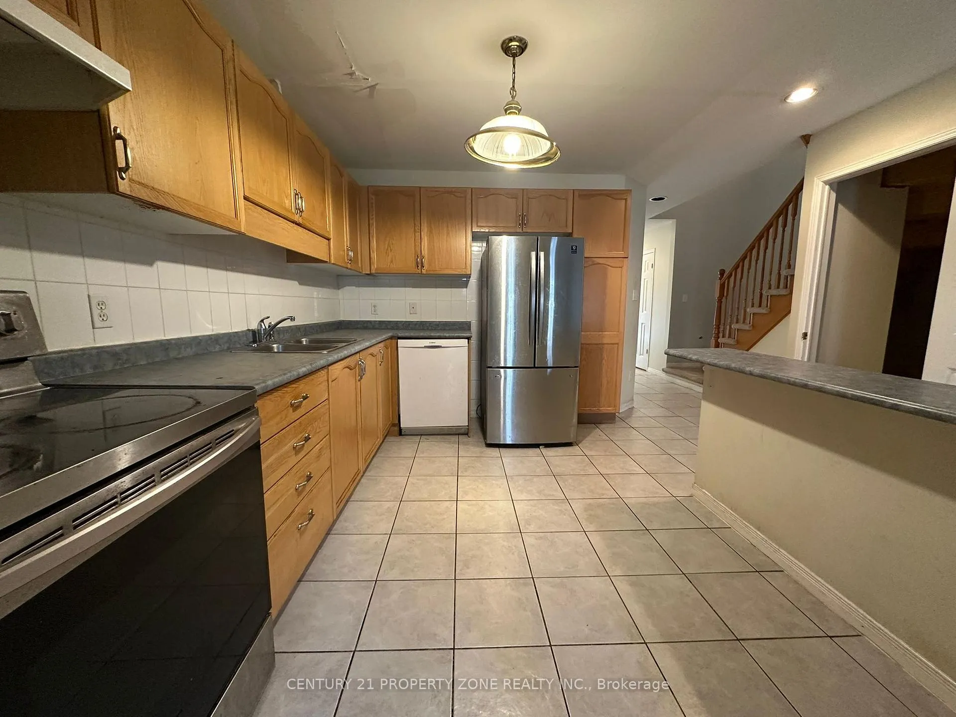 Photo 6 of Unit 35, 1889 Upper Wentworth Street, Hamilton, Allison — HOMEH
