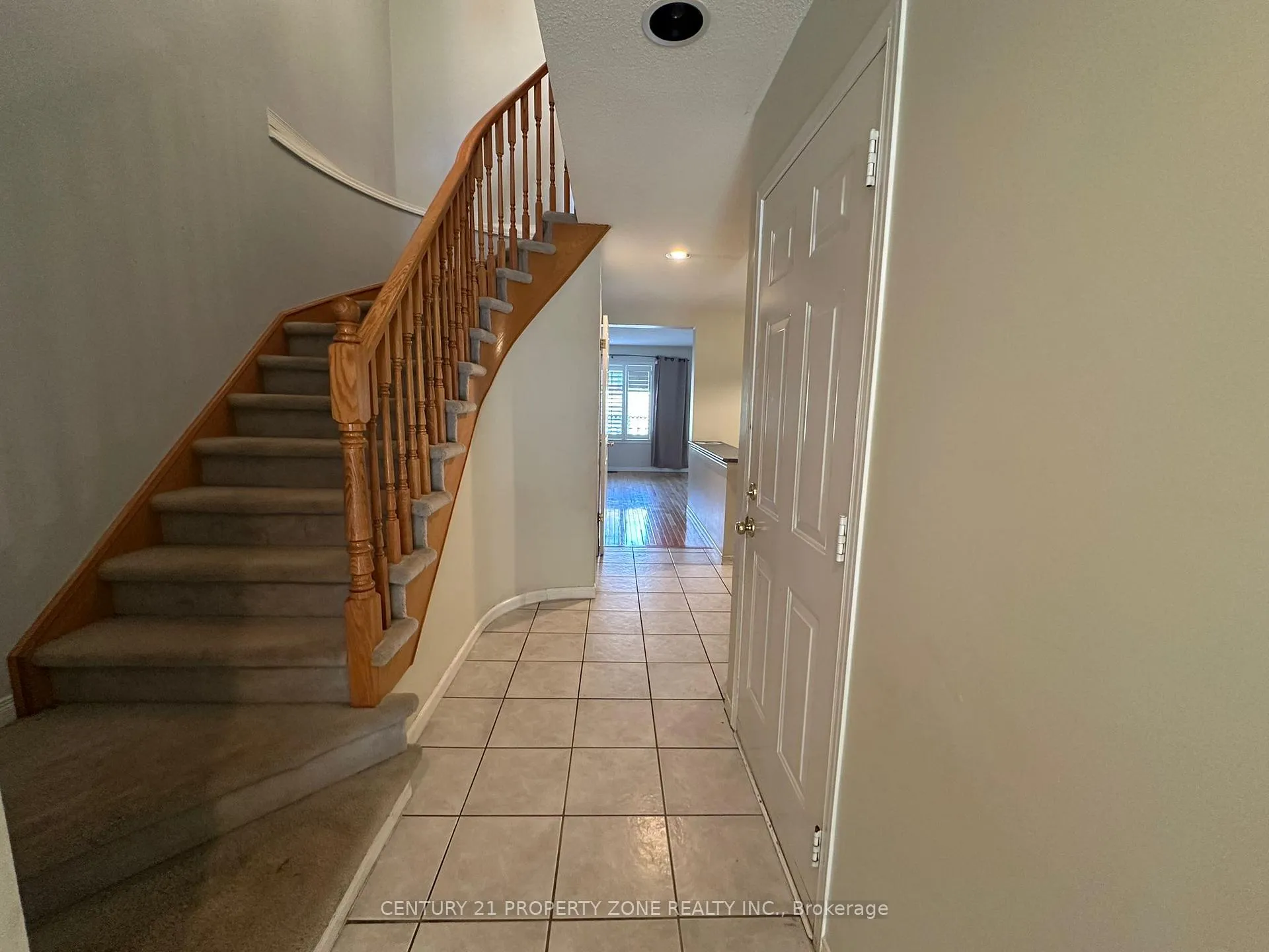 Photo 10 of Unit 35, 1889 Upper Wentworth Street, Hamilton, Allison — HOMEH