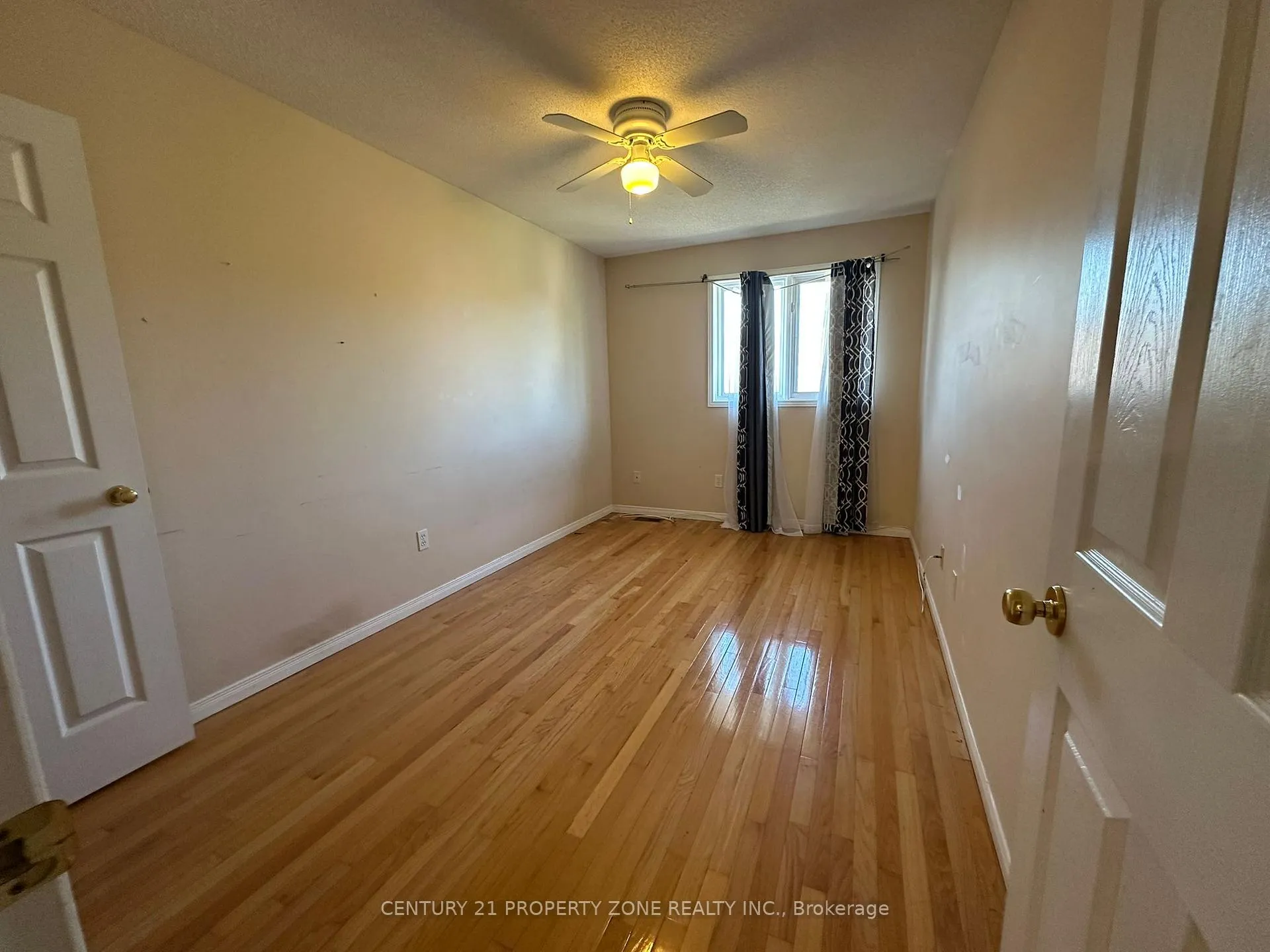 Photo 16 of Unit 35, 1889 Upper Wentworth Street, Hamilton, Allison — HOMEH