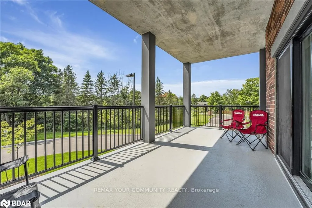 Photo 11 of Unit 211, 121 Mary Street, Clearview, Creemore — HOMEH