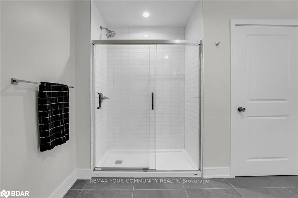 Photo 20 of Unit 211, 121 Mary Street, Clearview, Creemore — HOMEH