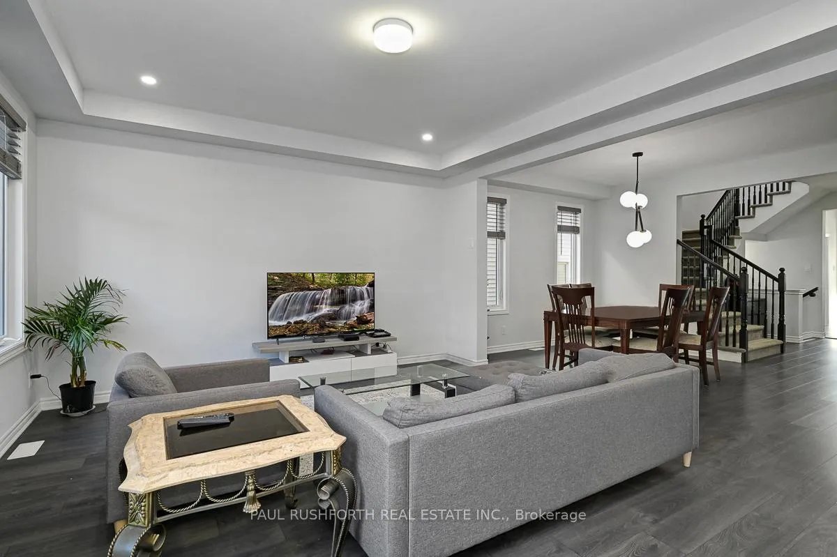 Photo 7 of 45 Mudminnow Crescent, Ottawa, Avalon West — HOMEH