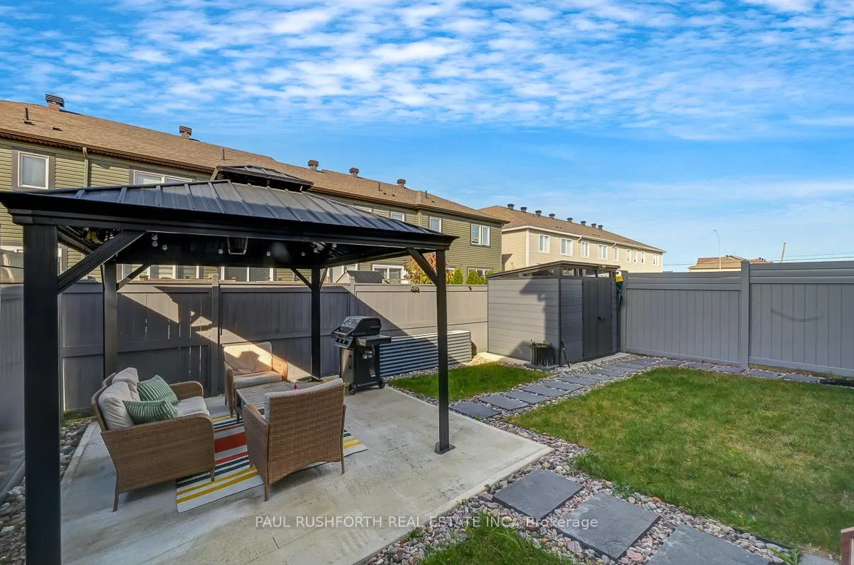 Photo 25 of 45 Mudminnow Crescent, Ottawa, Avalon West — HOMEH