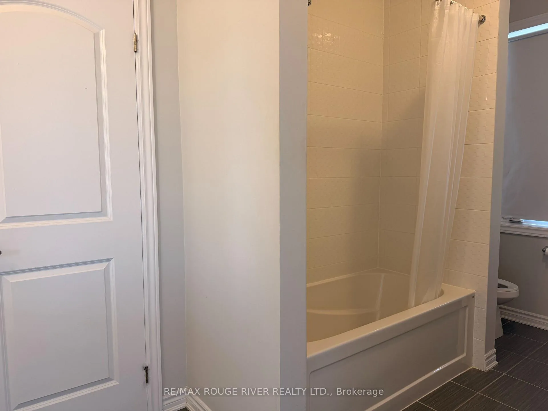 Photo 16 of 59 Bremner Street, Whitby, Rolling Acres — HOMEH