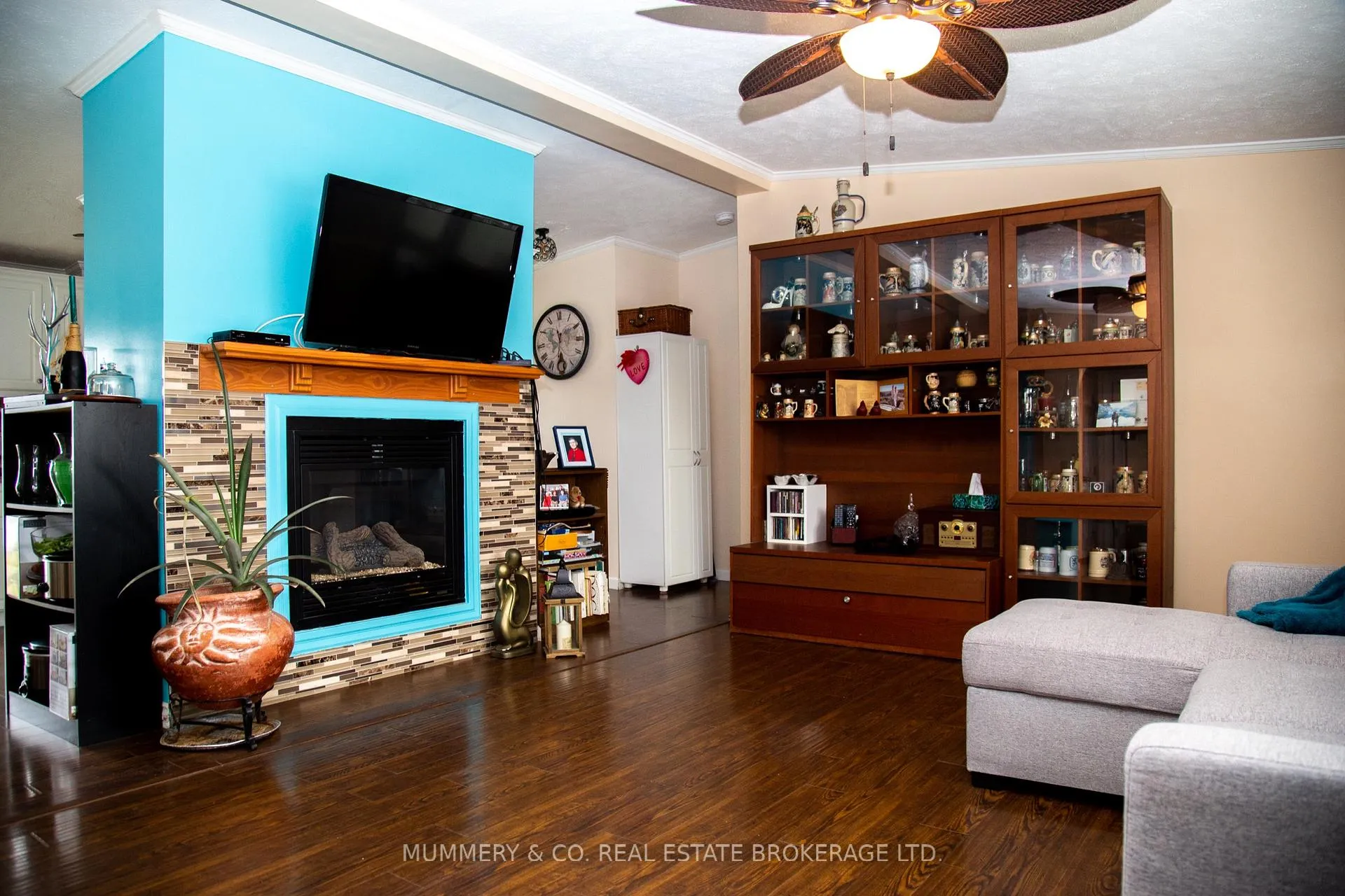 Photo 4 of 22 Cricklewood Crescent, Markham, Royal Orchard — HOMEH