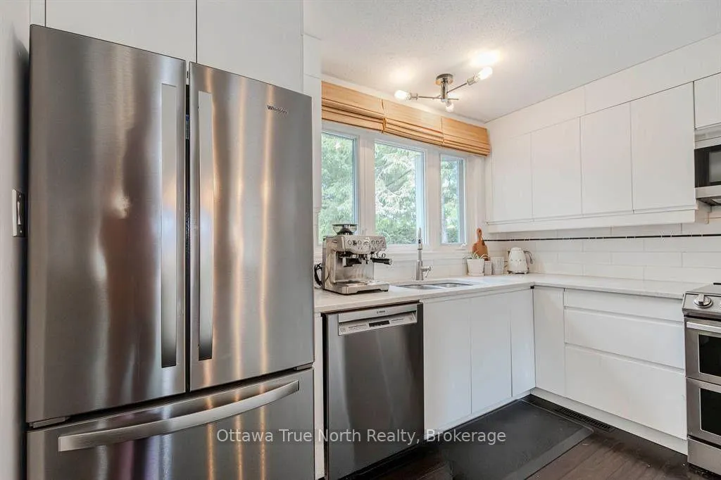 Photo 11 of 31 Ashgrove Crescent, Ottawa, Briargreen — HOMEH