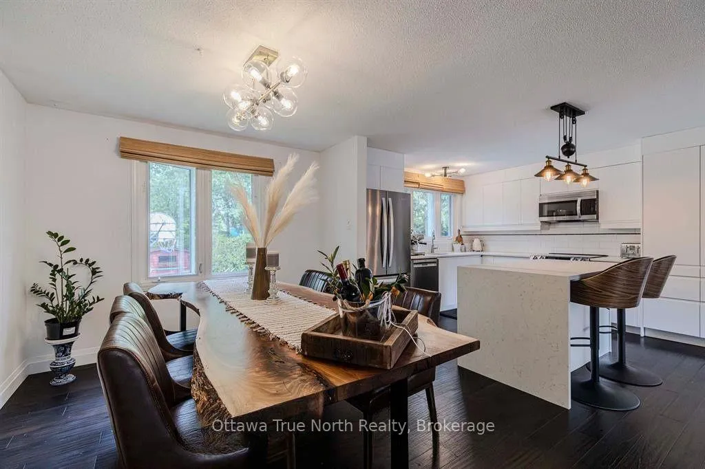 Photo 17 of 31 Ashgrove Crescent, Ottawa, Briargreen — HOMEH