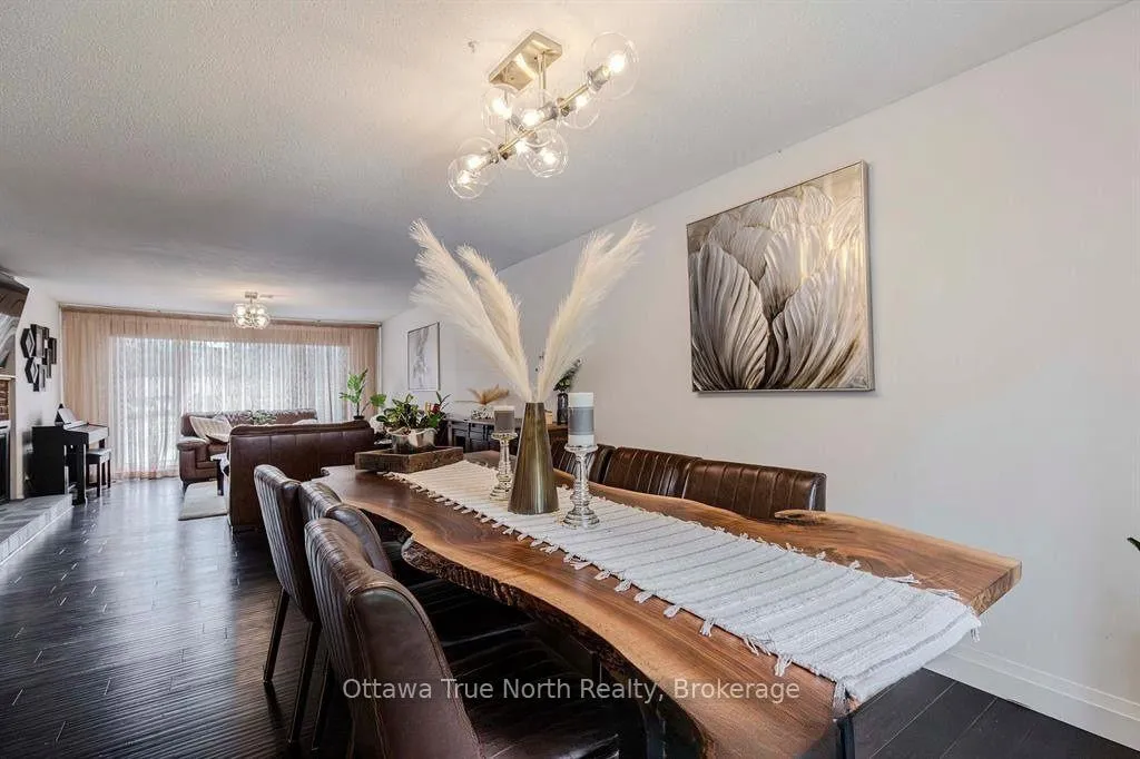Photo 18 of 31 Ashgrove Crescent, Ottawa, Briargreen — HOMEH
