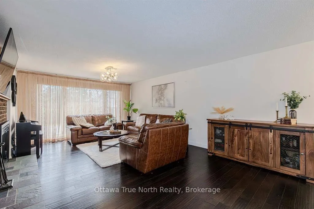 Photo 19 of 31 Ashgrove Crescent, Ottawa, Briargreen — HOMEH