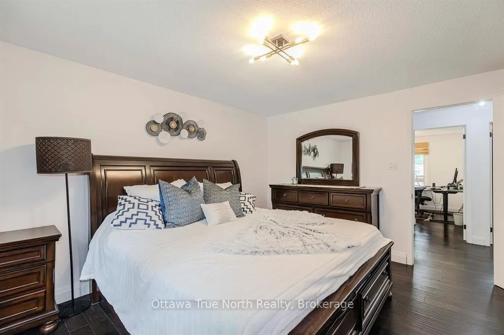 Photo 34 of 31 Ashgrove Crescent, Ottawa, Briargreen — HOMEH