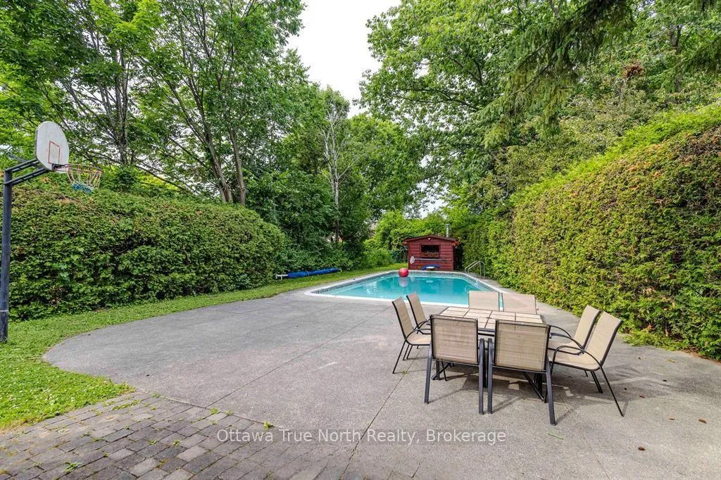 Photo 41 of 31 Ashgrove Crescent, Ottawa, Briargreen — HOMEH