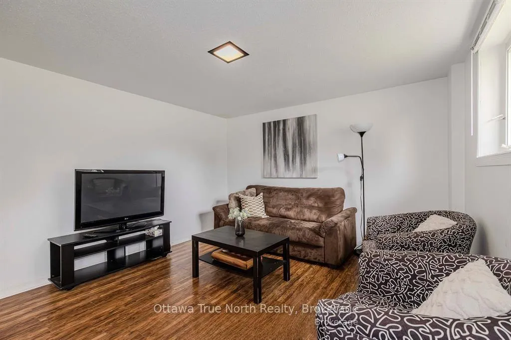 Photo 43 of 31 Ashgrove Crescent, Ottawa, Briargreen — HOMEH