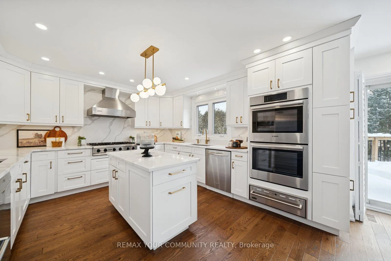Photo 3 of 139 Franklin Avenue, Vaughan, Crestwood-Springfarm-Yorkhill — HOMEH
