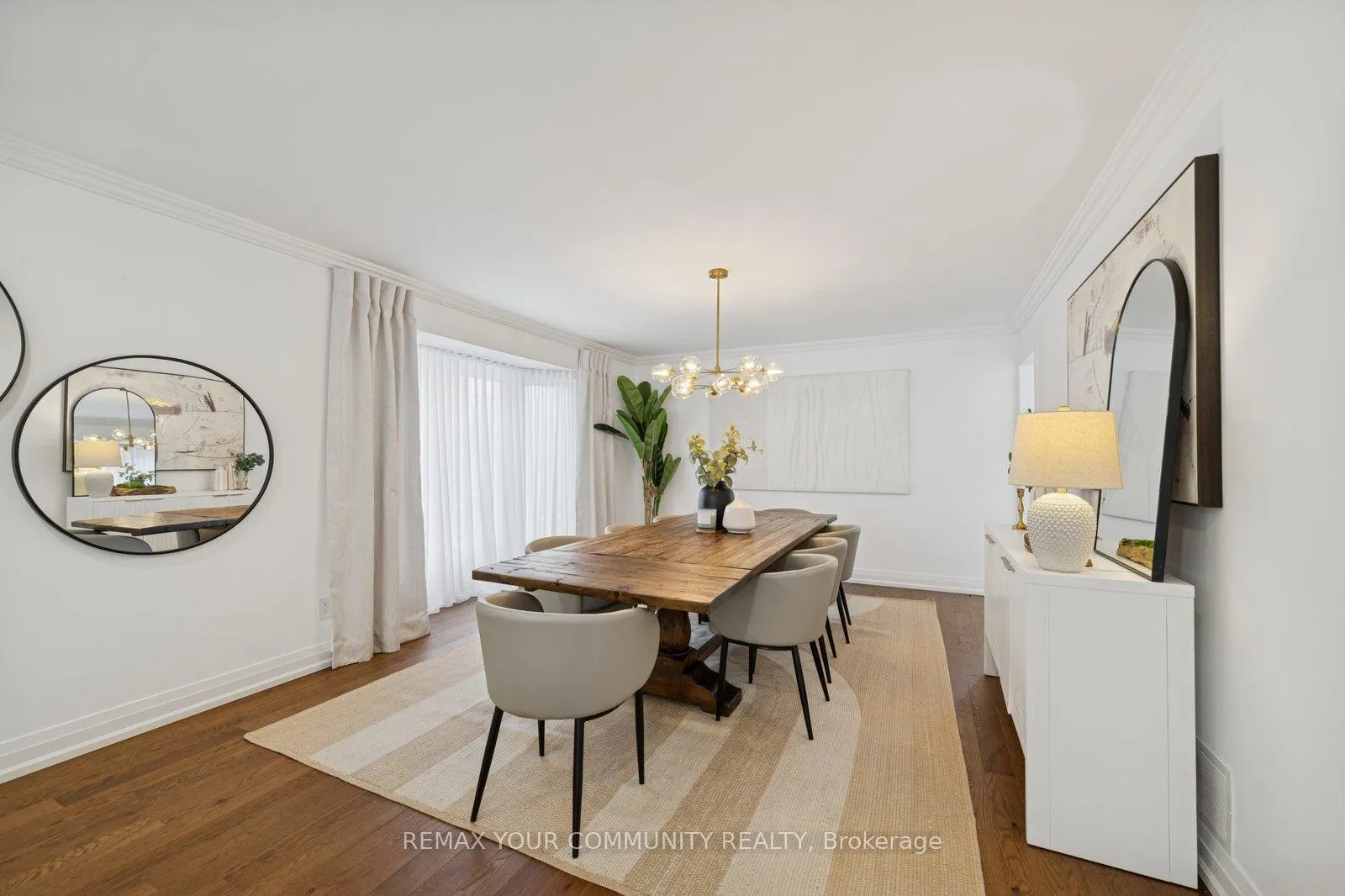 Photo 7 of 139 Franklin Avenue, Vaughan, Crestwood-Springfarm-Yorkhill — HOMEH