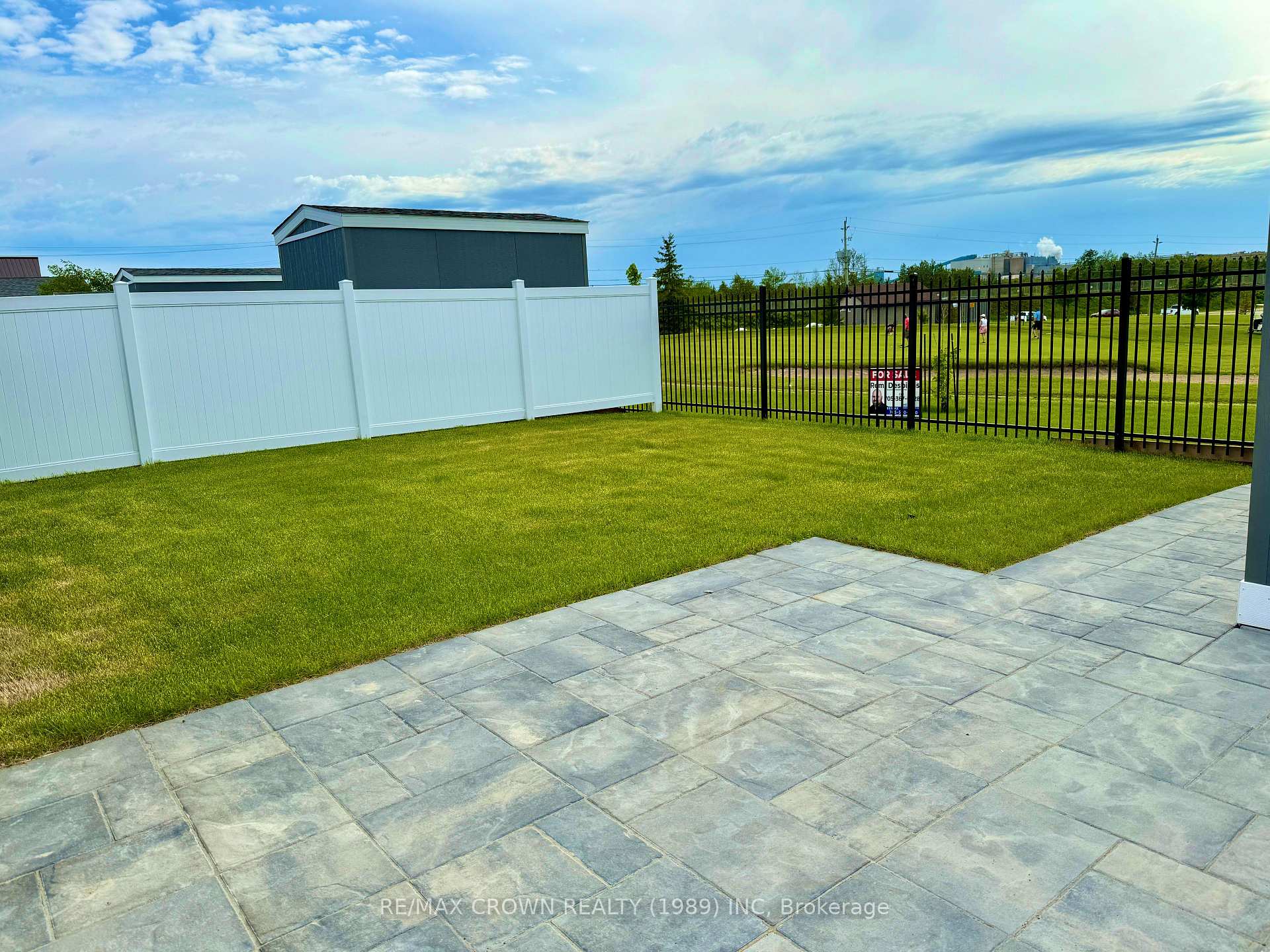 Photo 38 of 14 Golf Street, Kapuskasing — HOMEH