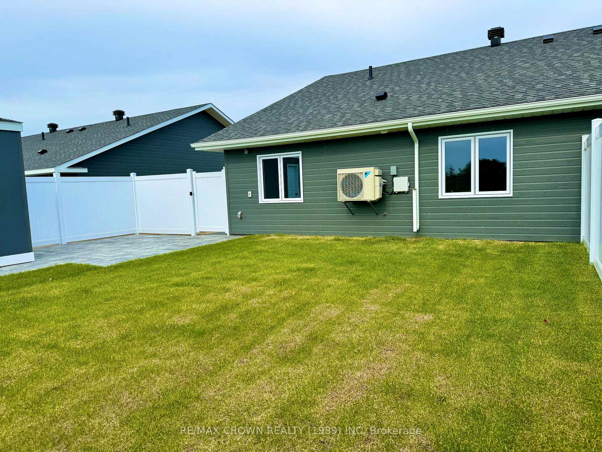 Photo 40 of 14 Golf Street, Kapuskasing — HOMEH