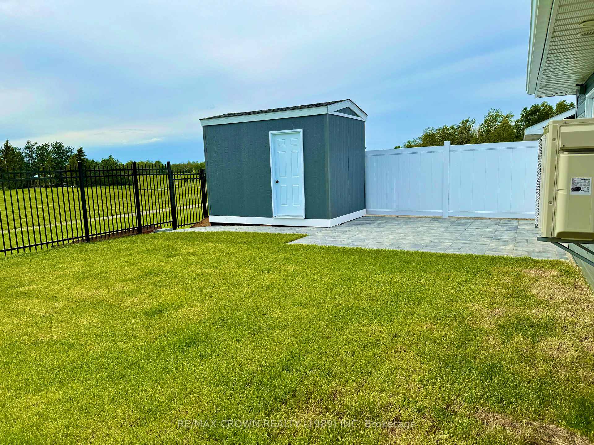 Photo 41 of 14 Golf Street, Kapuskasing — HOMEH