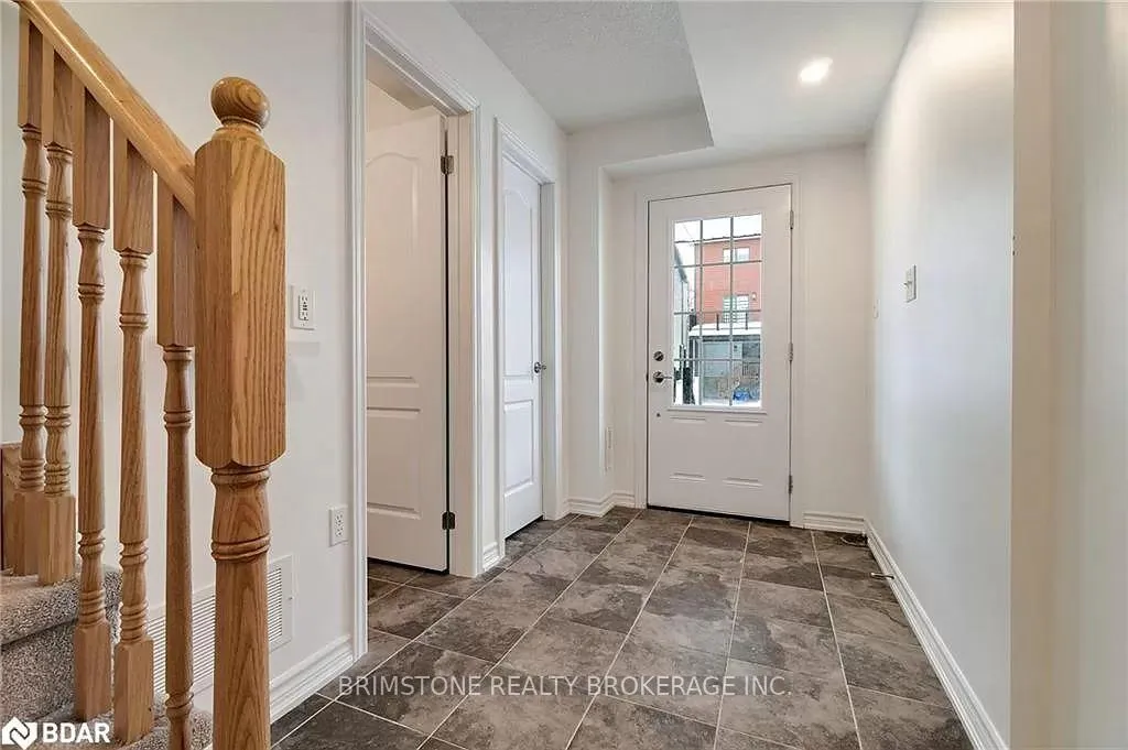 Photo 2 of 46 Andean Lane, Barrie, Rural Barrie Southwest — HOMEH