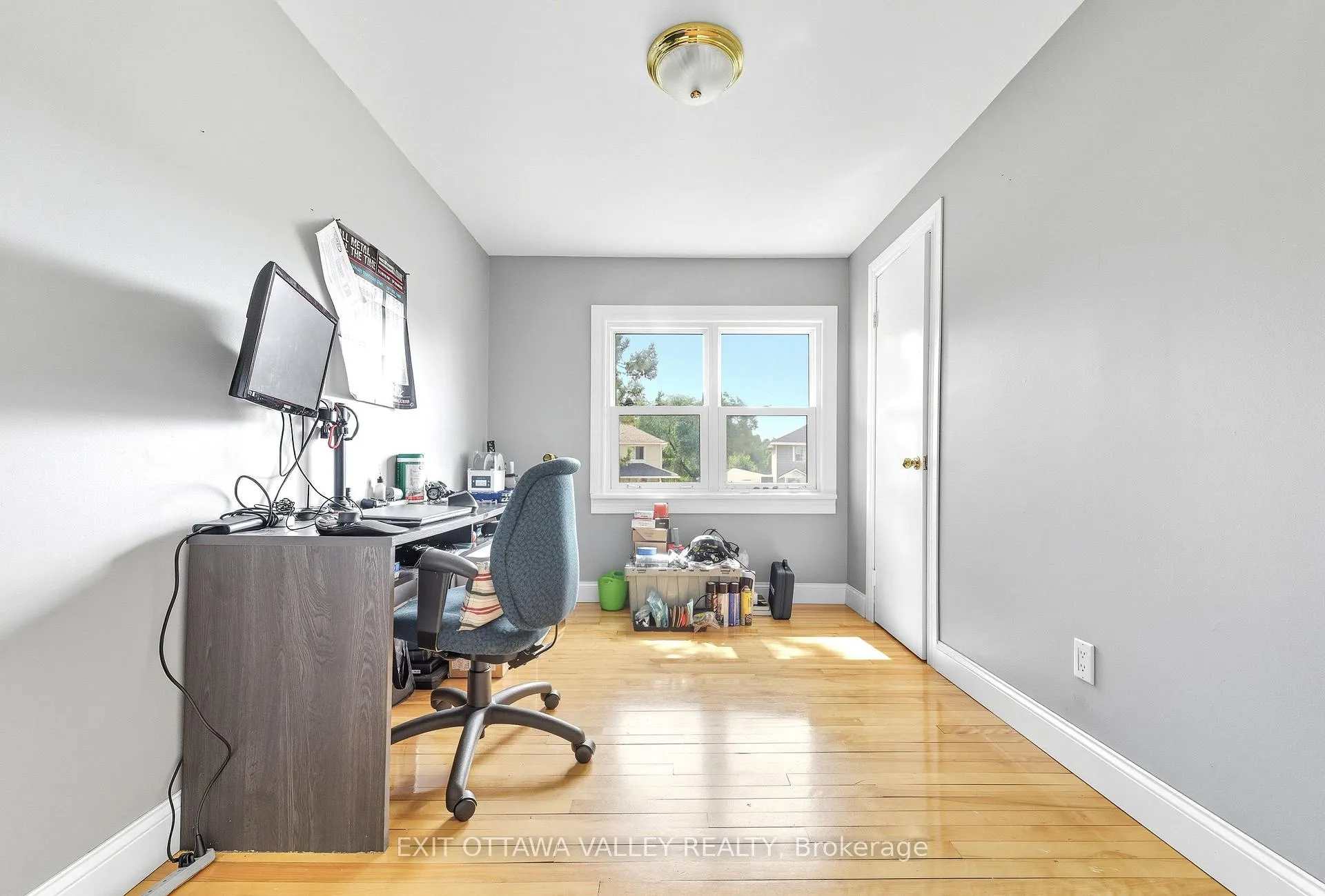 Photo 23 of 6 Faraday Crescent, Deep River — HOMEH