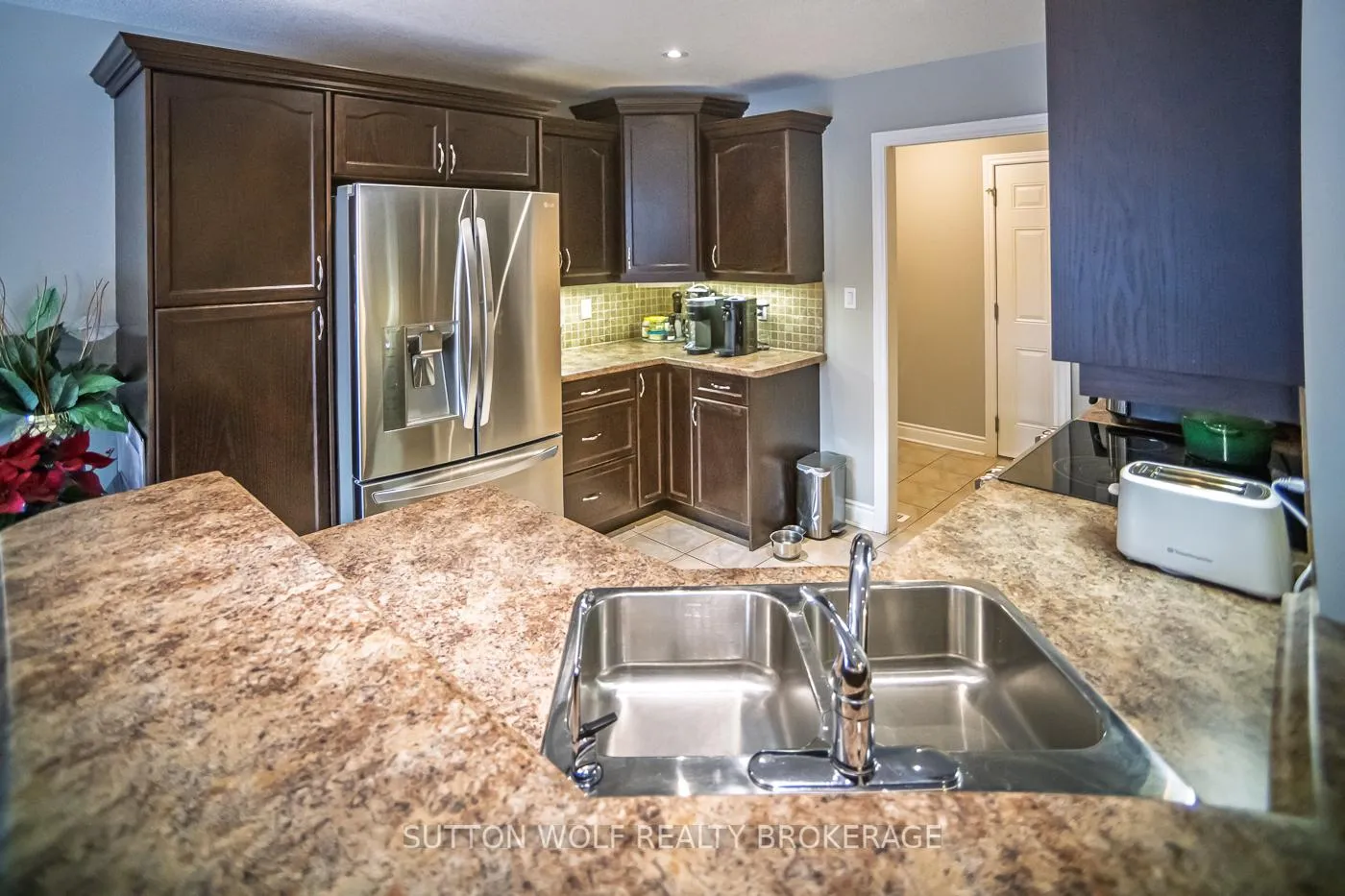Photo 18 of 152 Deborah Drive, Strathroy-Caradoc, NE — HOMEH