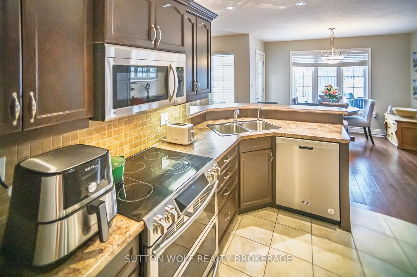 Photo 19 of 152 Deborah Drive, Strathroy-Caradoc, NE — HOMEH