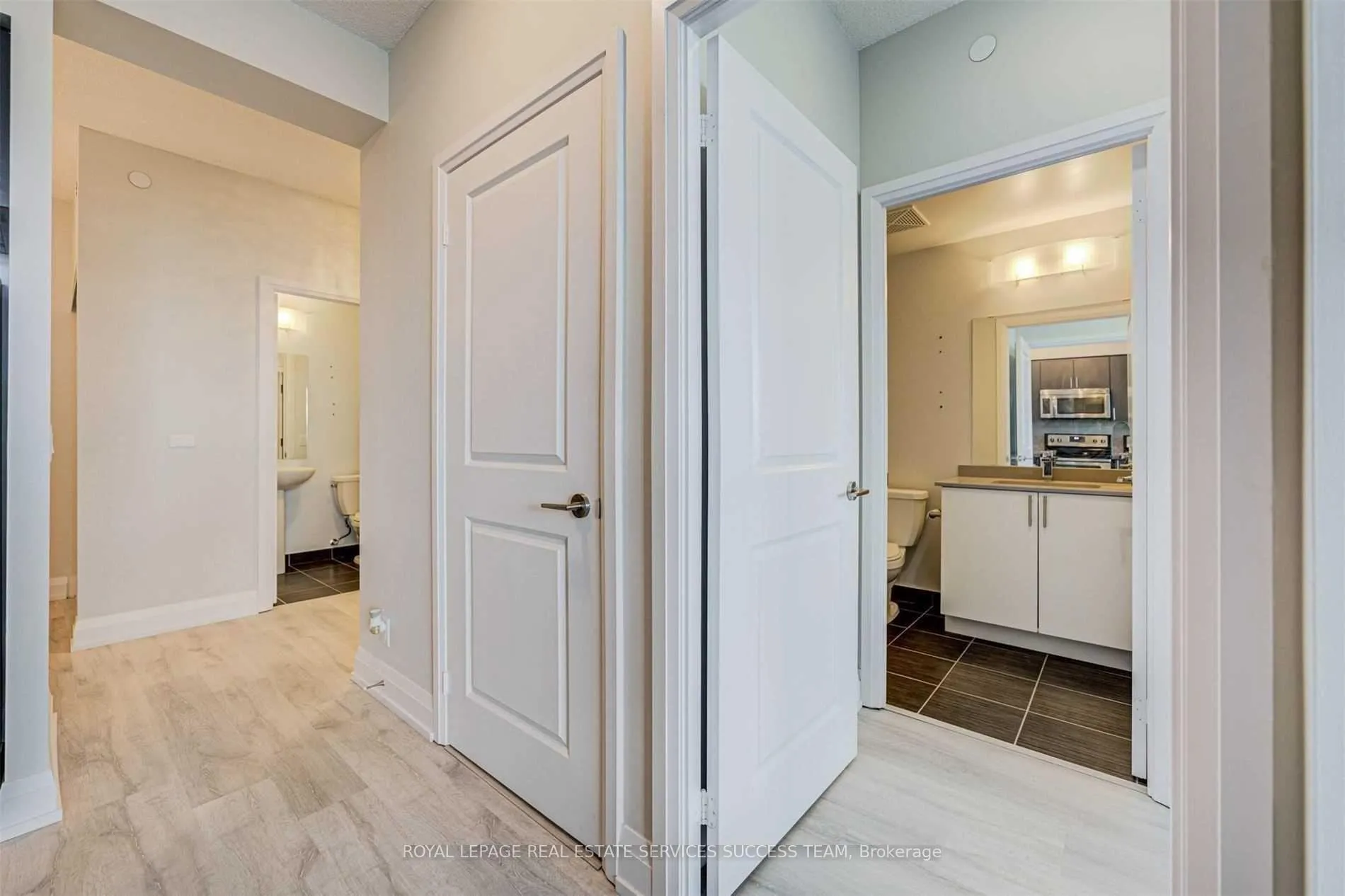 Photo 19 of Unit 2002, 7890 Bathurst Street, Vaughan, Beverley Glen — HOMEH