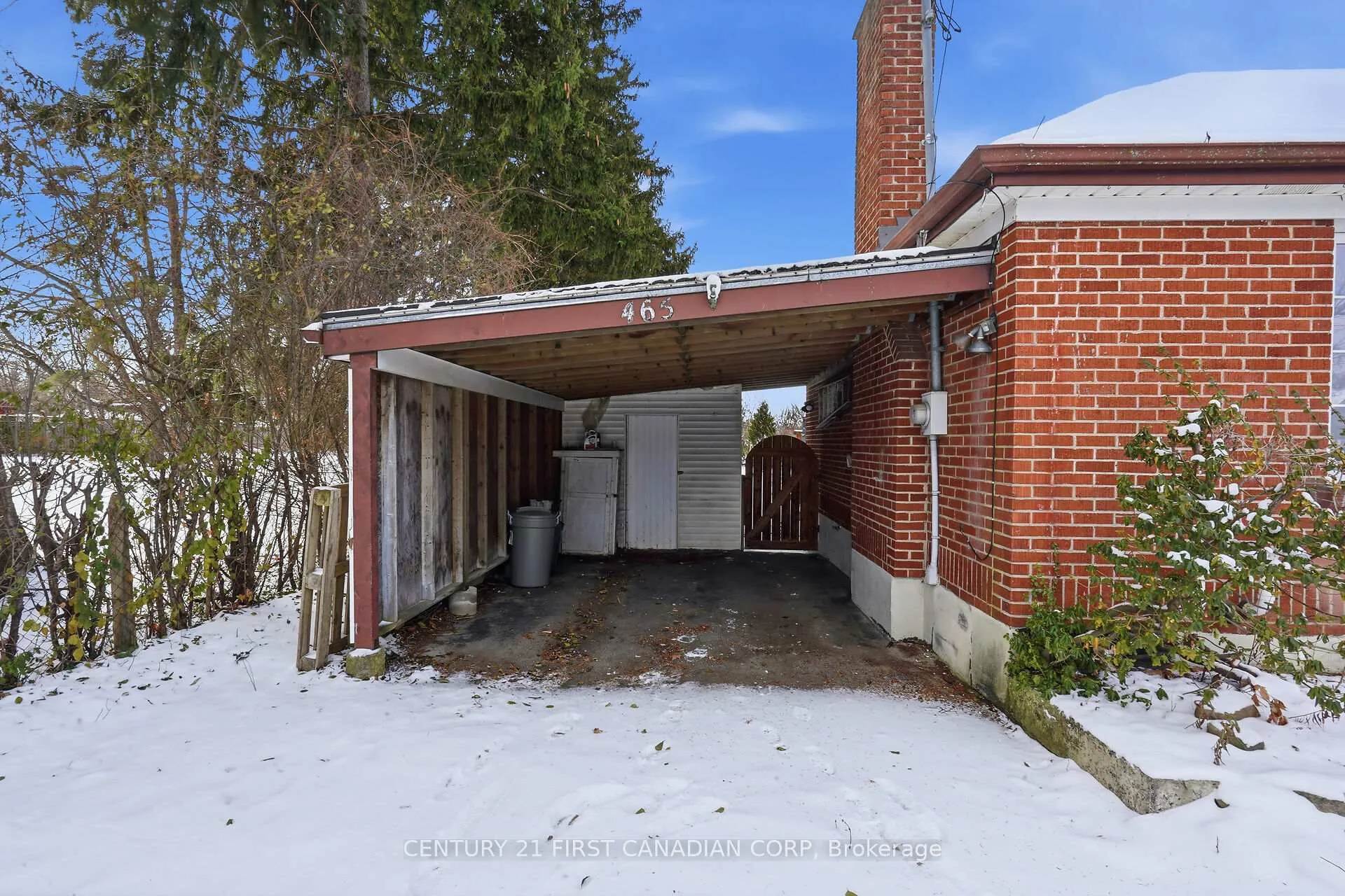Photo 4 of 465 Boler Road, London, South K — HOMEH