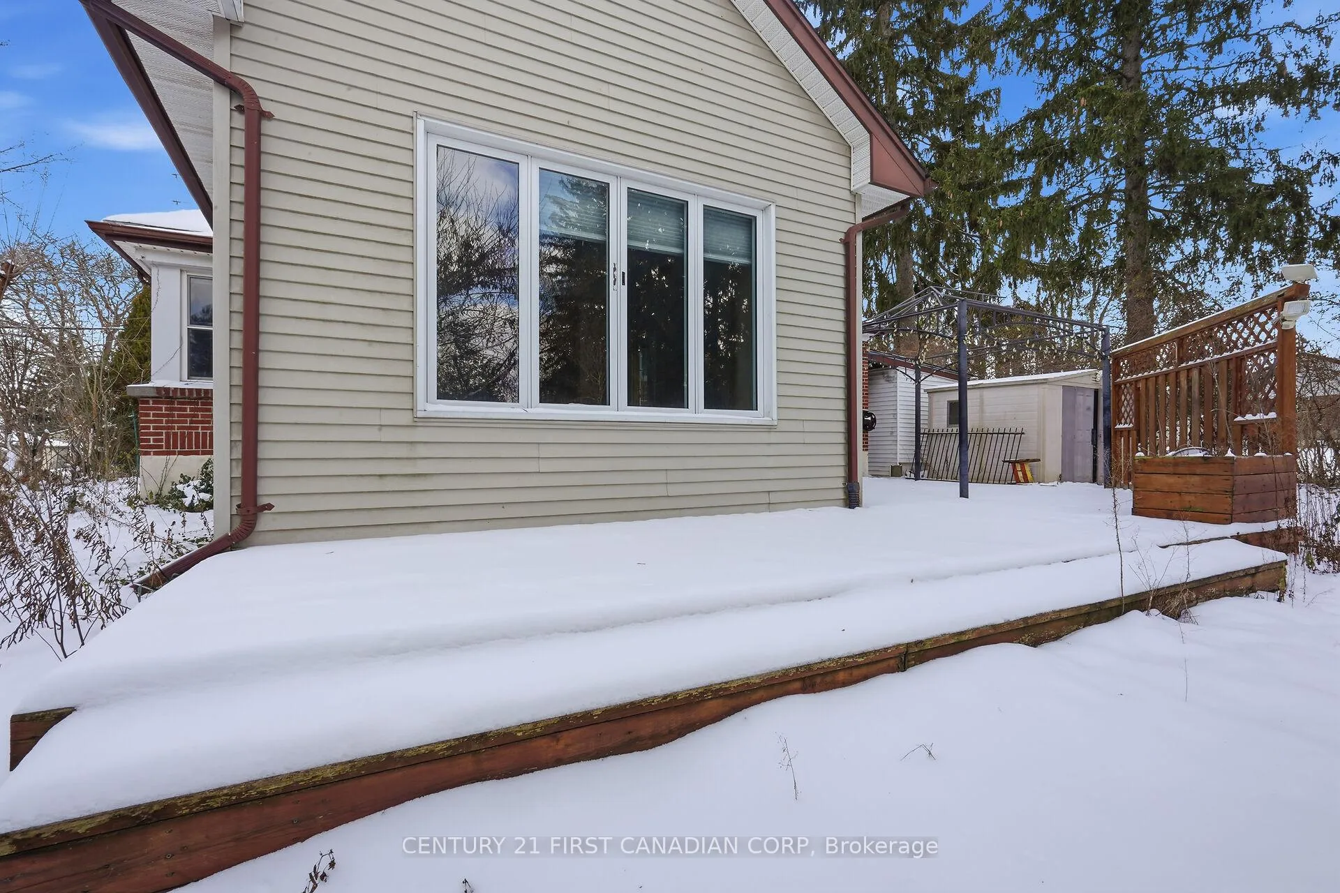 Photo 40 of 465 Boler Road, London, South K — HOMEH