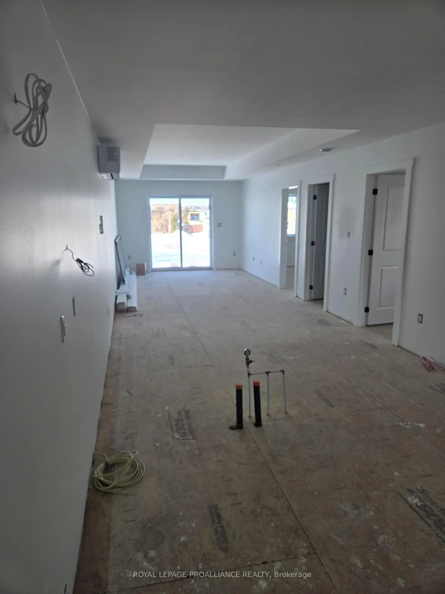 Photo 6 of Unit 2, 92 Lywood Street, Belleville, Thurlow Ward — HOMEH