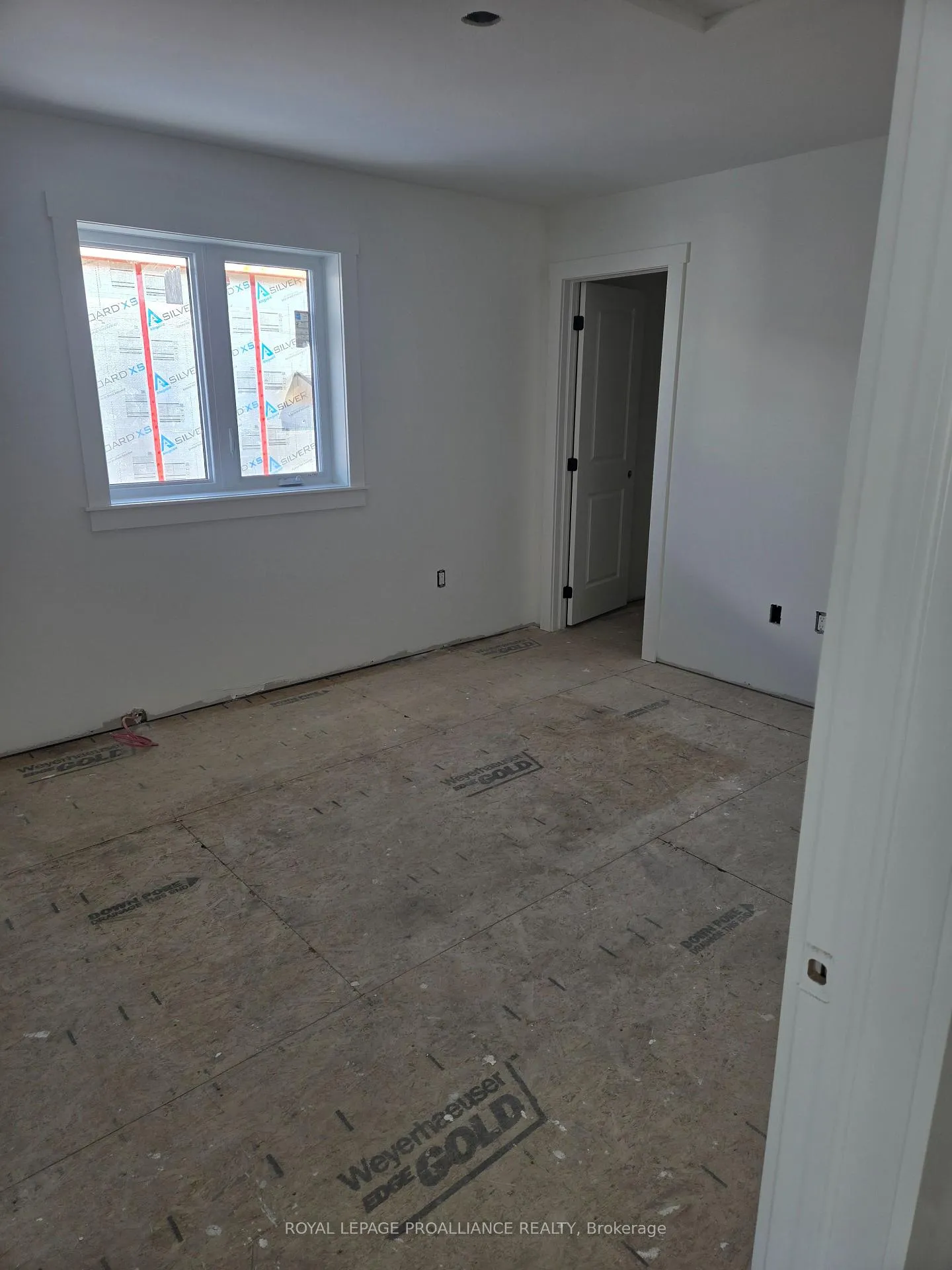 Photo 7 of Unit 2, 92 Lywood Street, Belleville, Thurlow Ward — HOMEH