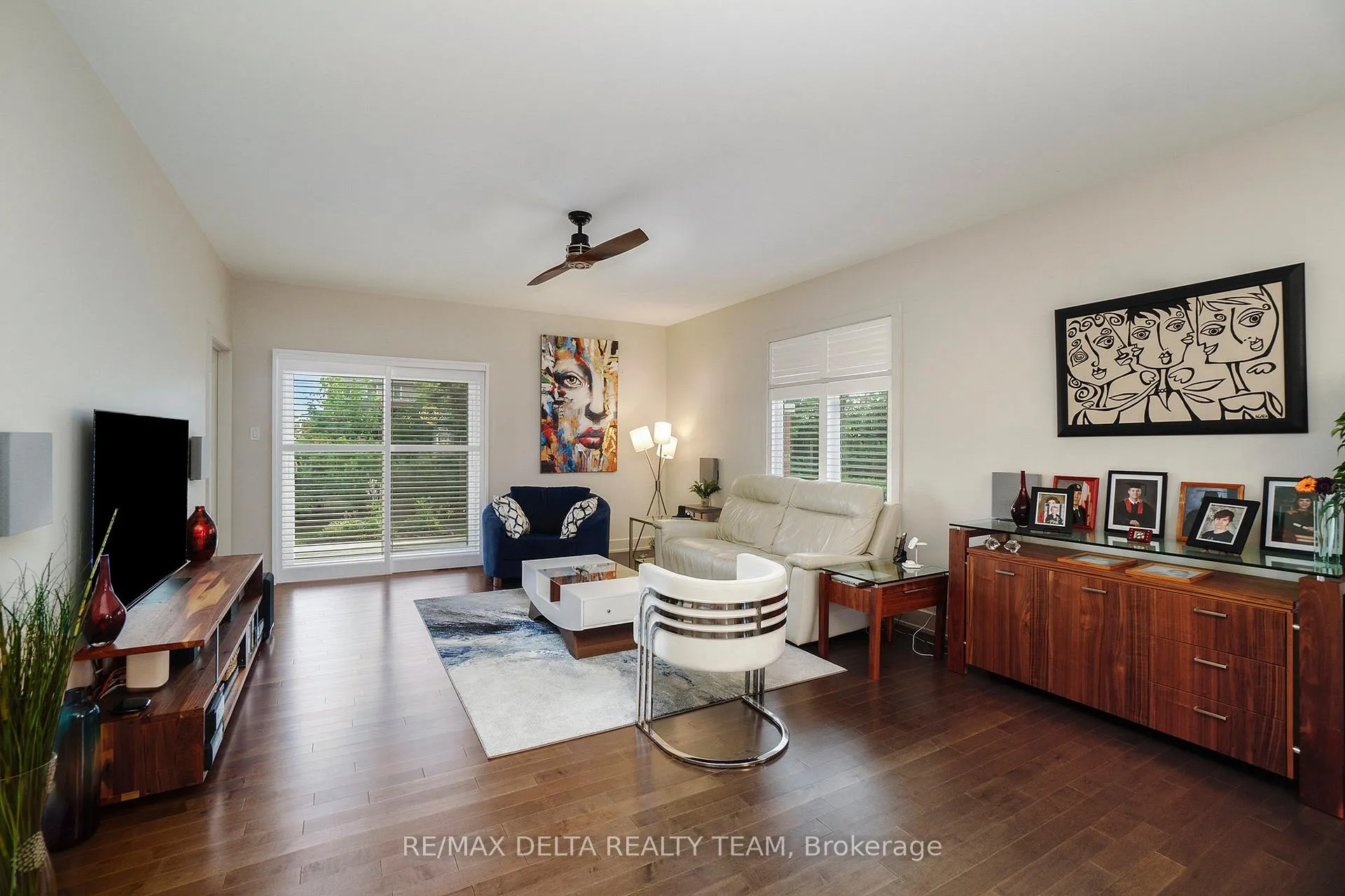 Photo 5 of 240 Mullin Private, Ottawa, Mer Bleue/Bradley Estates/Anderson Park — HOMEH