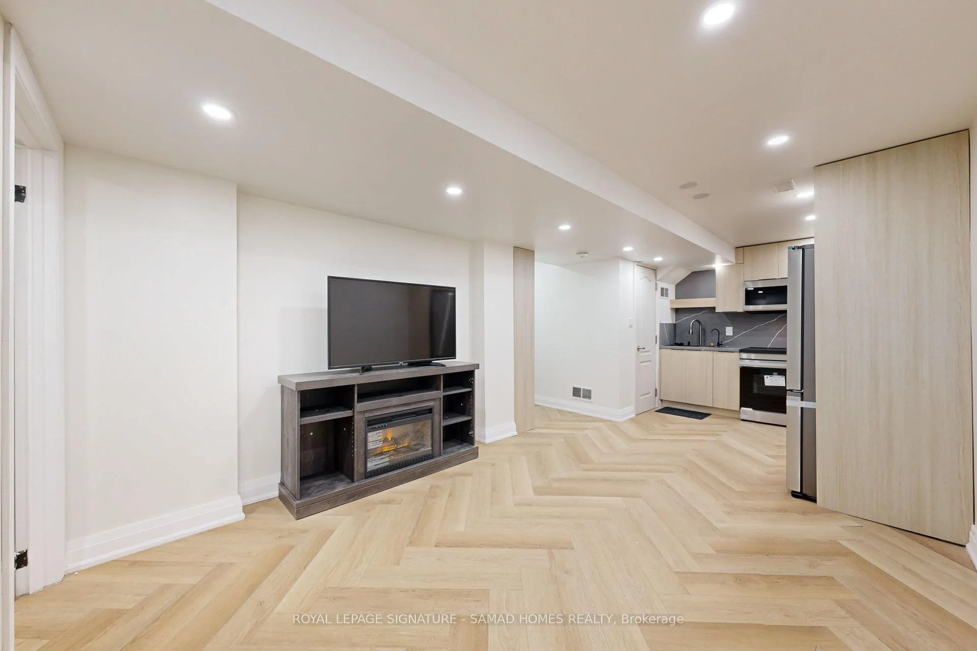 Photo 4 of Unit Bsmt, 1184 Cobban Road, Milton, Dempsey — HOMEH