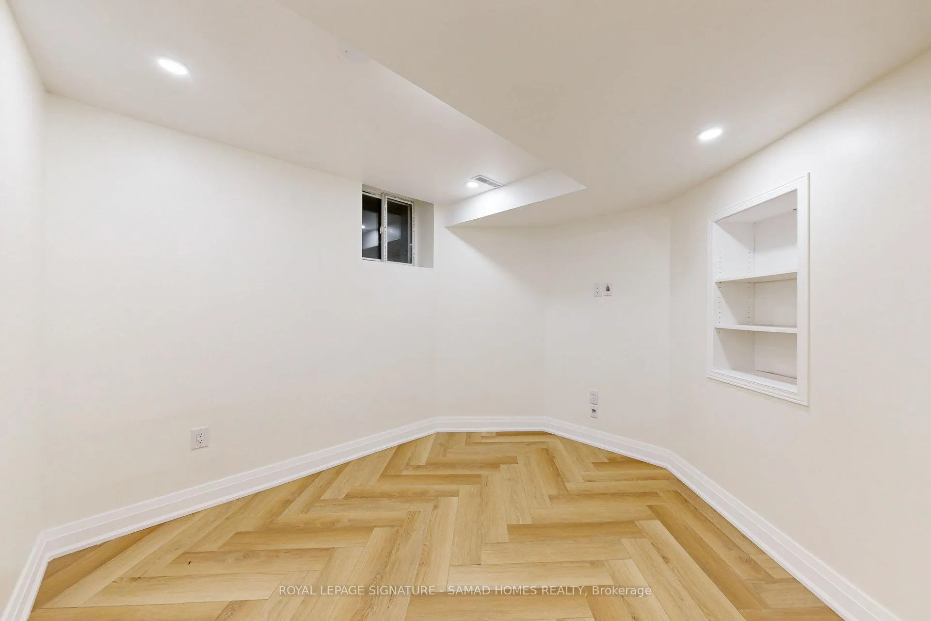 Photo 13 of Unit Bsmt, 1184 Cobban Road, Milton, Dempsey — HOMEH