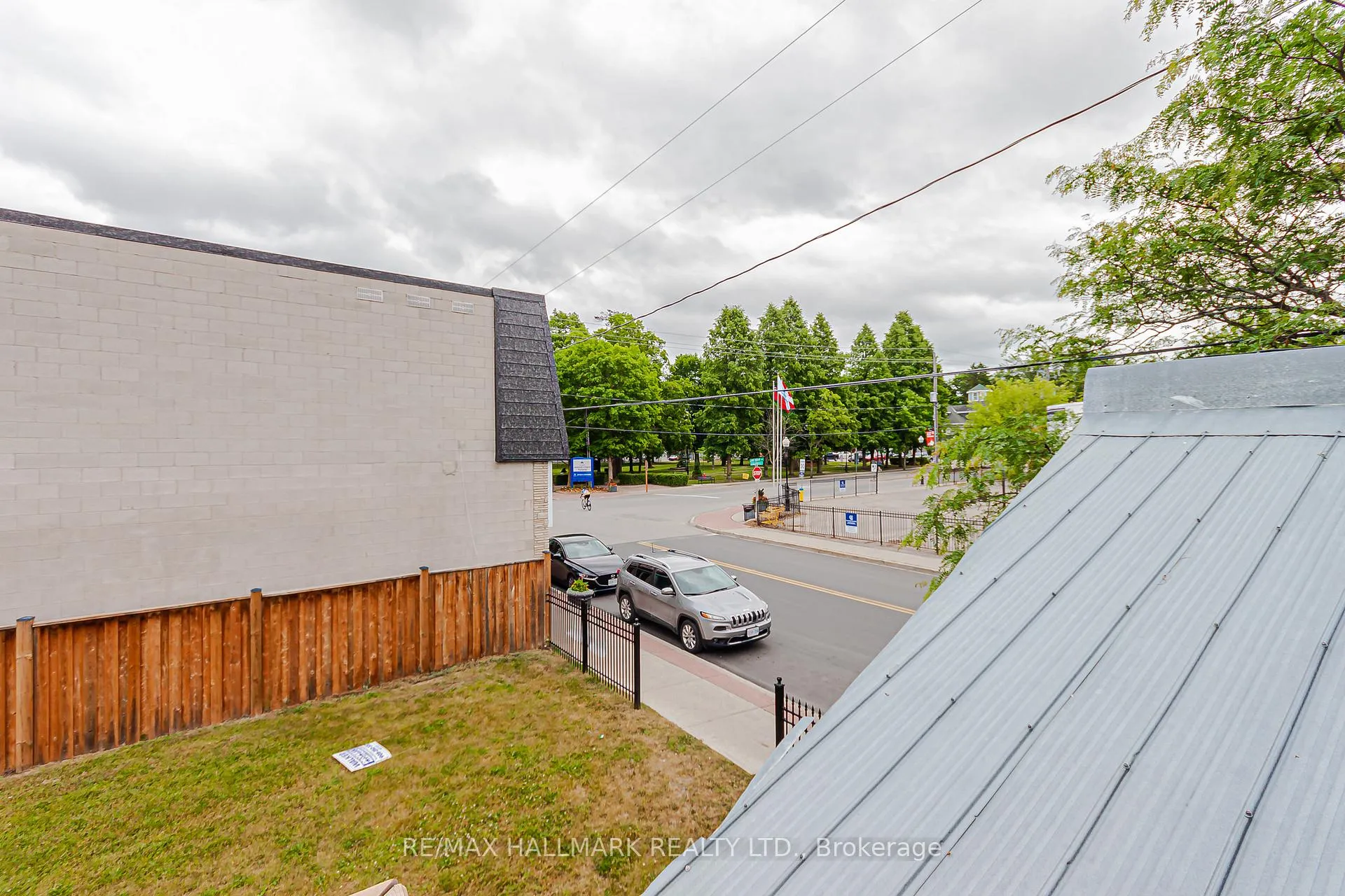Photo 24 of Unit 2, 930 Lake Drive E, Georgina, Sutton & Jackson's Point — HOMEH