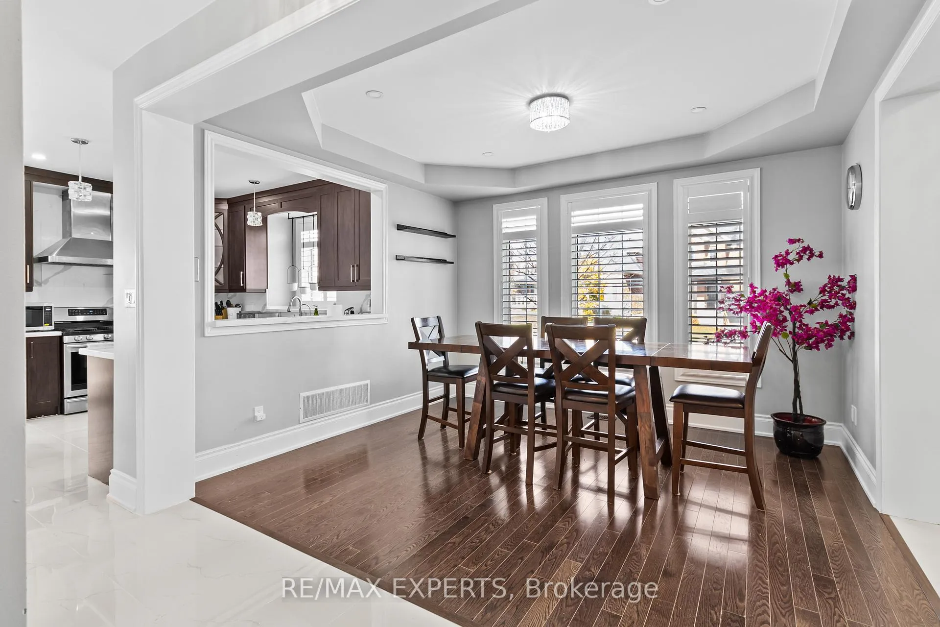 Photo 10 of 22 Traver Gate, Springwater, Centre Vespra — HOMEH