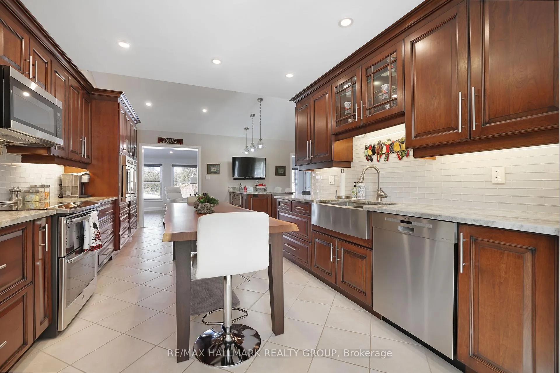 Photo 15 of 112 Oak Lane, Drummond/North Elmsley, Drummond N Elmsley (Drummond) Twp — HOMEH
