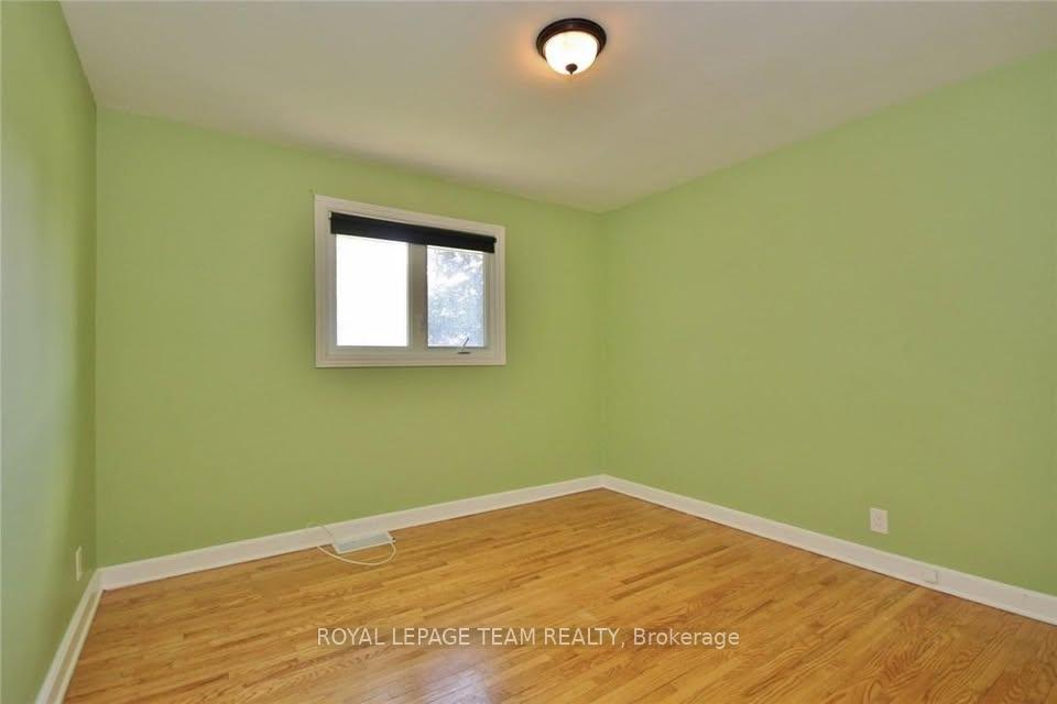 Photo 5 of 85 David Drive, Ottawa, Meadowlands/St. Claire Gardens — HOMEH